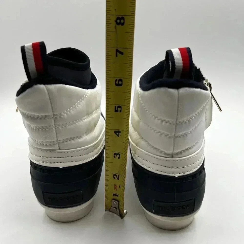 Tommy Hilfiger Womens 8 M Roana Zip Up Duck Booties Blue and white cozy classic - Picture 10 of 14